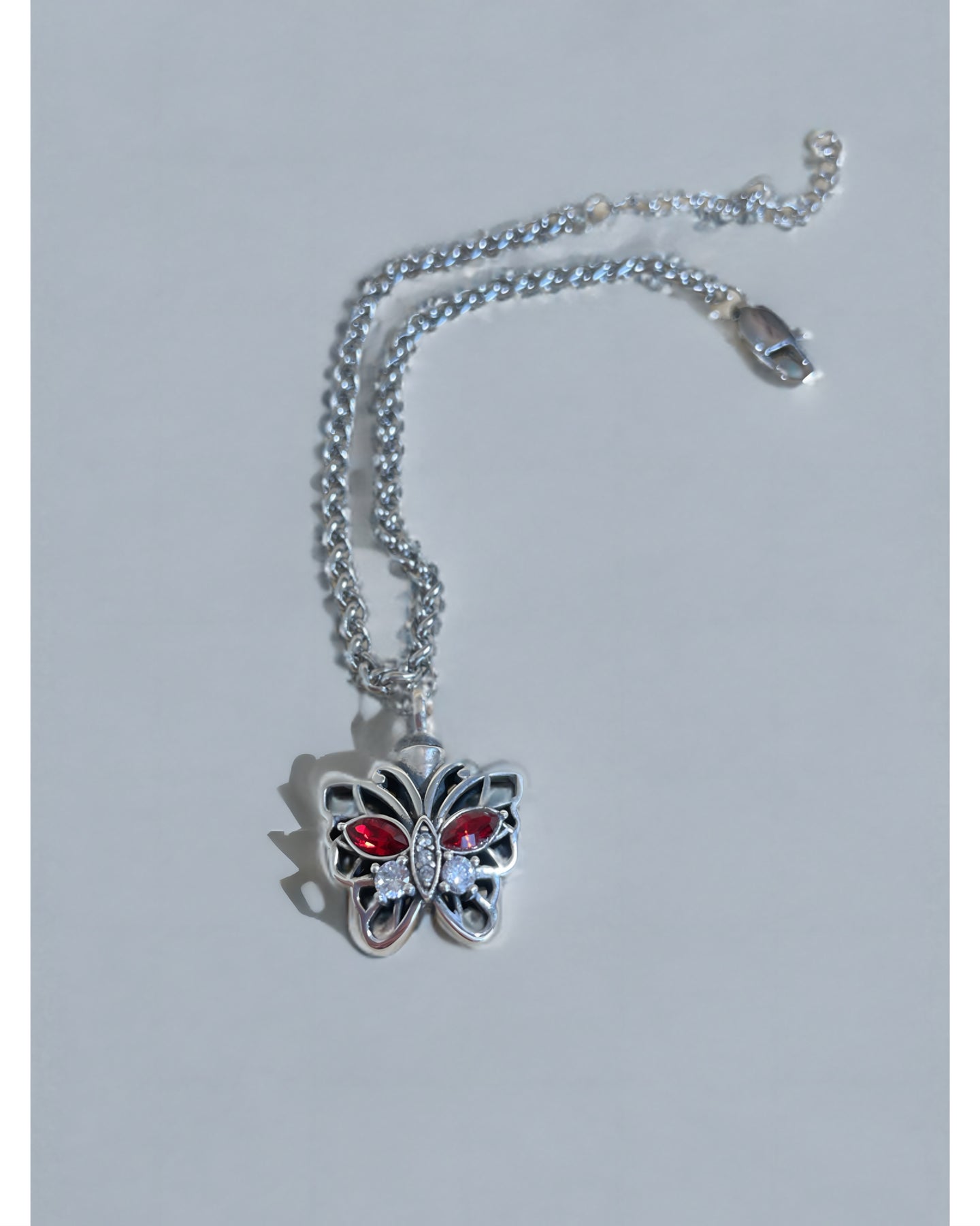 Ashes Keepsake 925 Sterling Silver Red Zircon Butterfly Urn Bracelet / Cremation Jewelry For Women